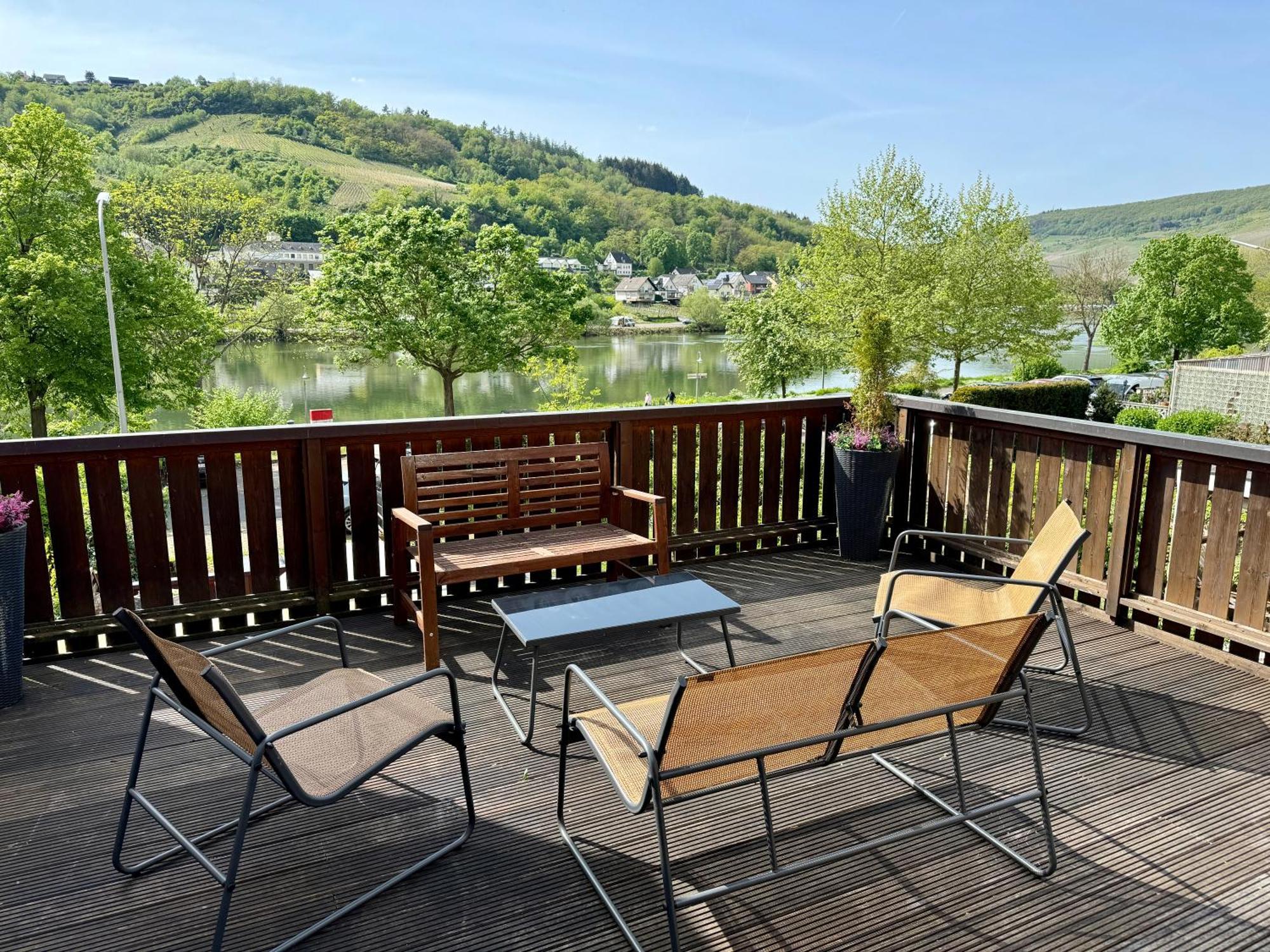 Ferienhaus Am Moselradweg Zell an der Mosel Exterior photo